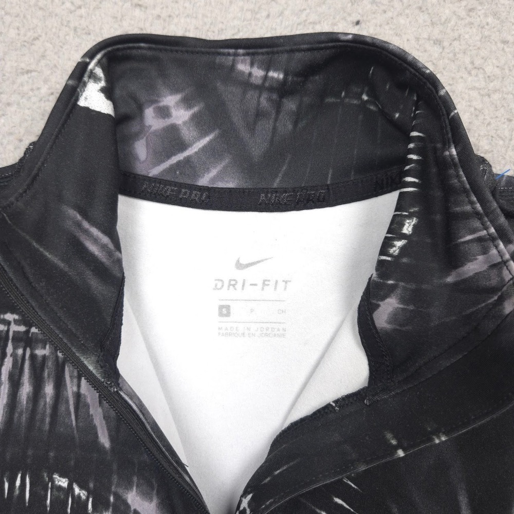 Nike Pro Warm Women S Dri-FIT 1/2 Zip Running Training Top Black White 835618 - Picture 3 of 13